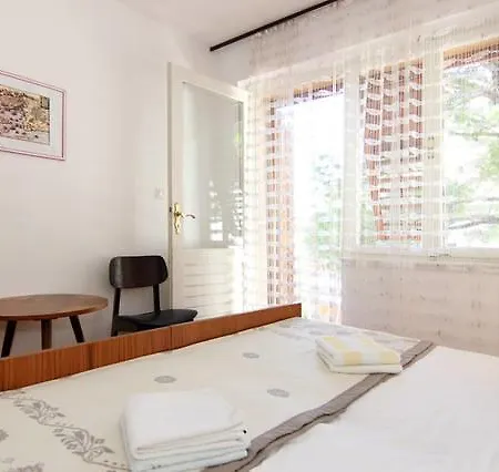 Eco-apartments With Garden アパート *