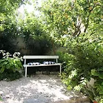 Eco-apartments With Garden Baška Voda