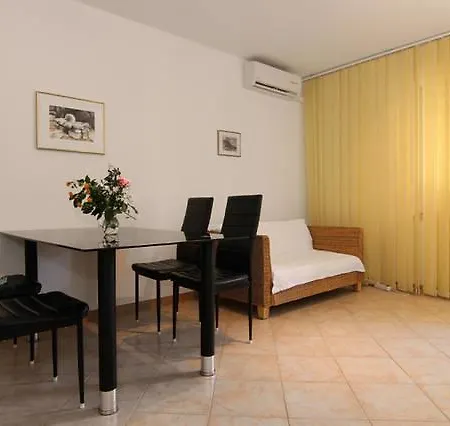 Eco-apartments With Garden * Baška Voda