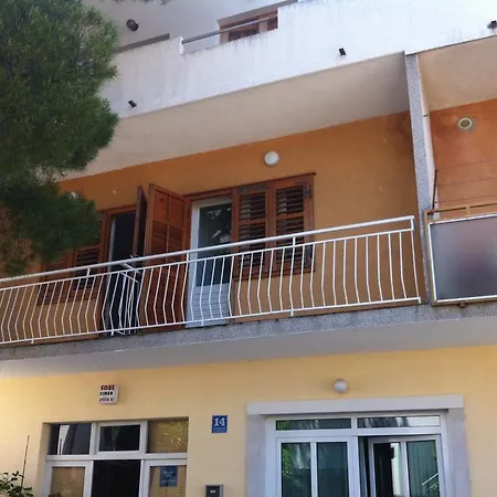 Eco-apartments With Garden